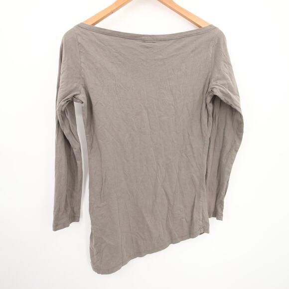 Synergy Blouse Gray Long Sleeve Asymmetrical Hem Boat Neck Feather Boho Medium - Picture 11 of 11